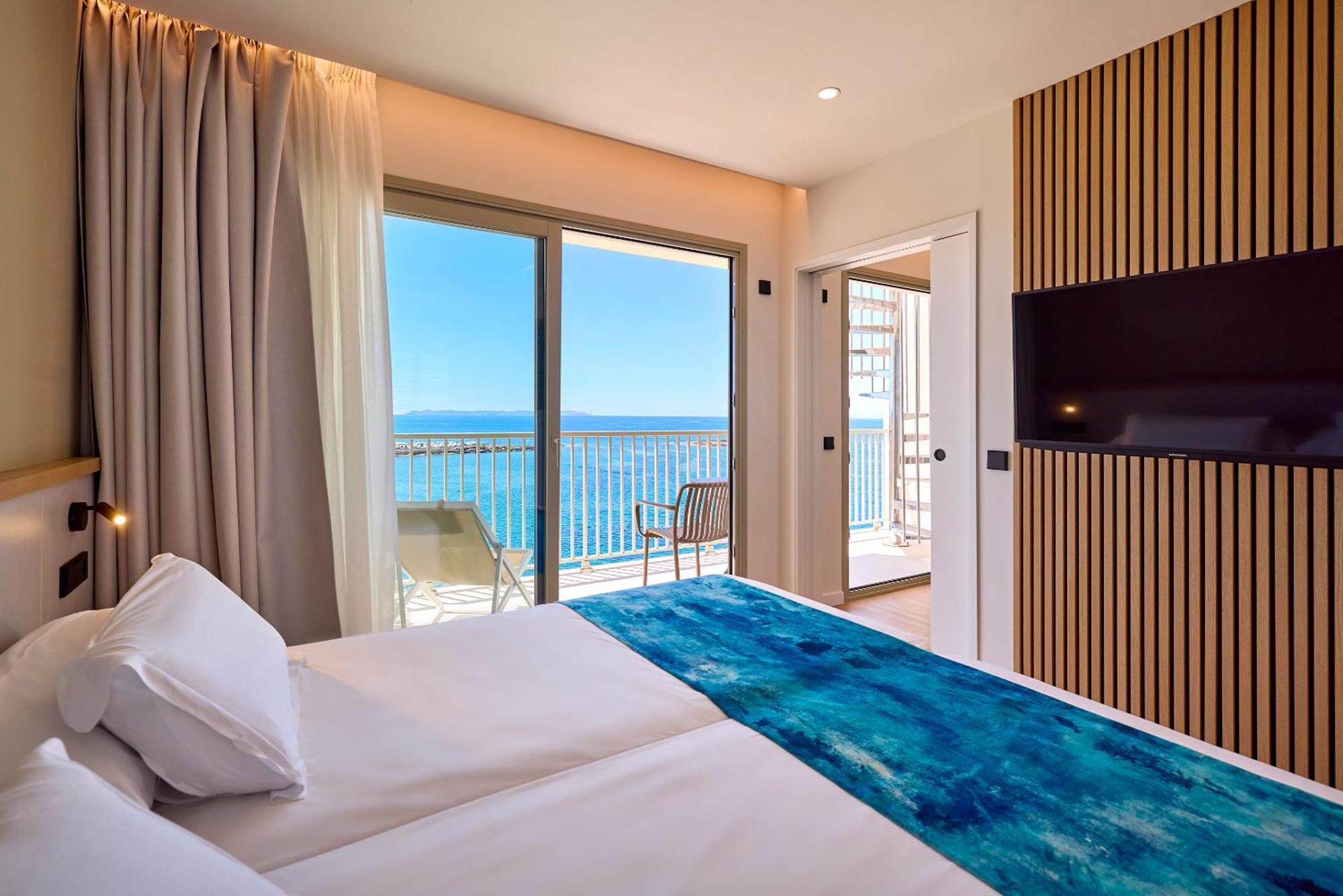 Universal Romantica Hotel 4*