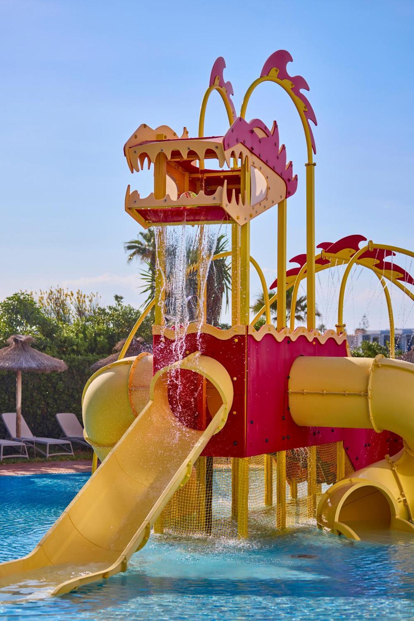 Hotel Universal Romantica 4*